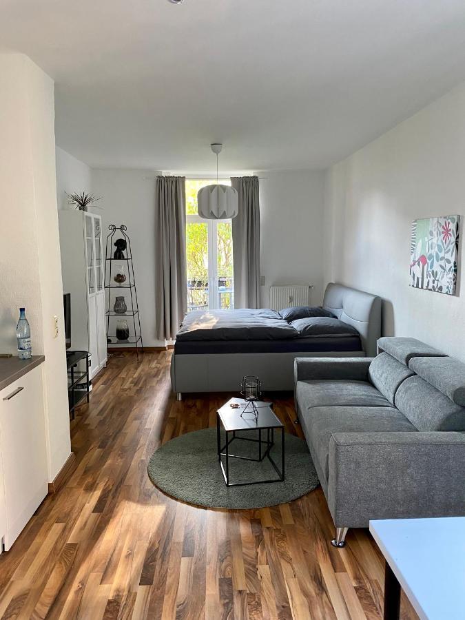 Zentrale Ferienwohnung Mit Balkon In Aachen Eksteriør billede