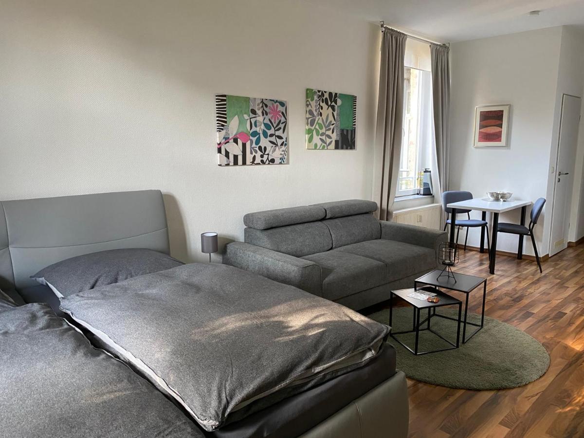 Zentrale Ferienwohnung Mit Balkon In Aachen Eksteriør billede